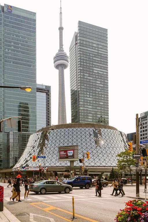 Breathtaking 3-Bedroom In The Heart Of Downtown Toronto Exterior photo