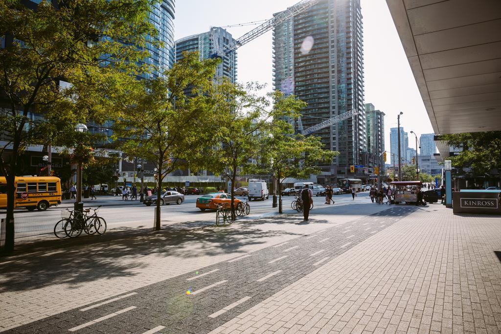 Breathtaking 3-Bedroom In The Heart Of Downtown Toronto Exterior photo