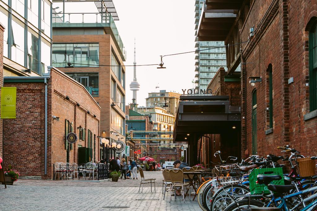 Breathtaking 3-Bedroom In The Heart Of Downtown Toronto Exterior photo