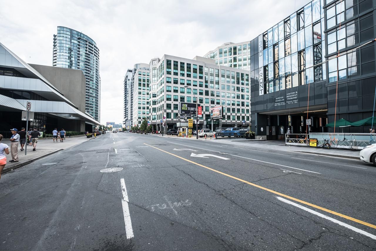 Breathtaking 3-Bedroom In The Heart Of Downtown Toronto Exterior photo